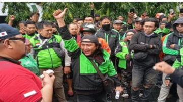 FRONTAL Jawa Timur, Tekankan Pentingnya Regulasi Transportasi Online yang Berkeadilan